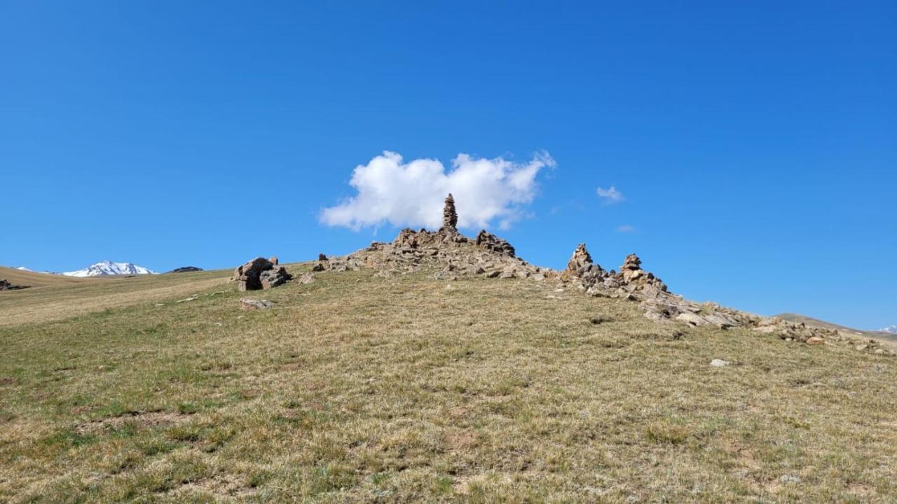 Yurt Camp Ali-Nur At Lake Song-Kol Юрточный Лагерь Али-Нур Озеро Сон-Куль Сон-Куль Кыргызстан Нарын Kyrgyzstan Naryn Eksteriør bilde