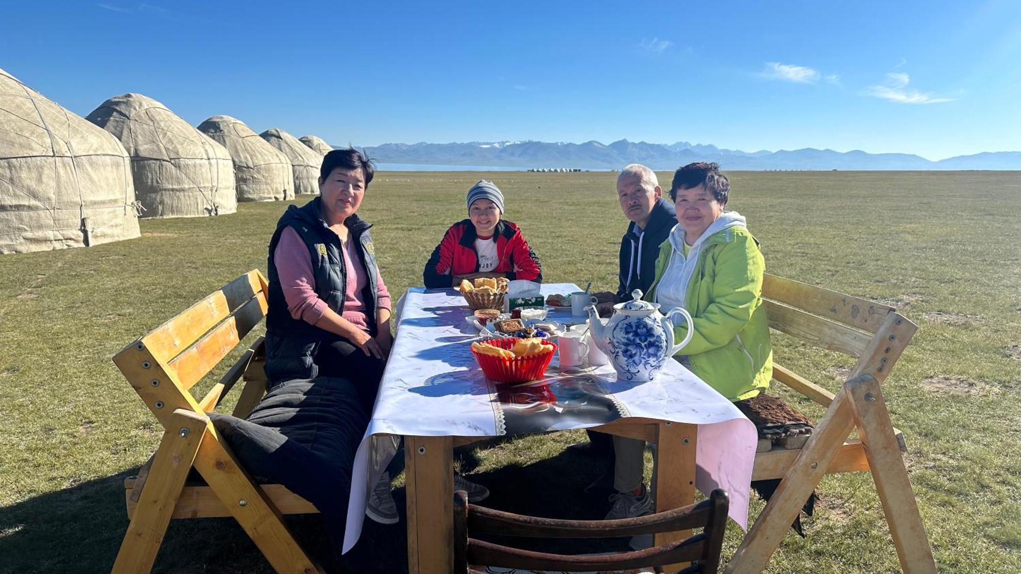 Yurt Camp Ali-Nur At Lake Song-Kol Юрточный Лагерь Али-Нур Озеро Сон-Куль Сон-Куль Кыргызстан Нарын Kyrgyzstan Naryn Eksteriør bilde