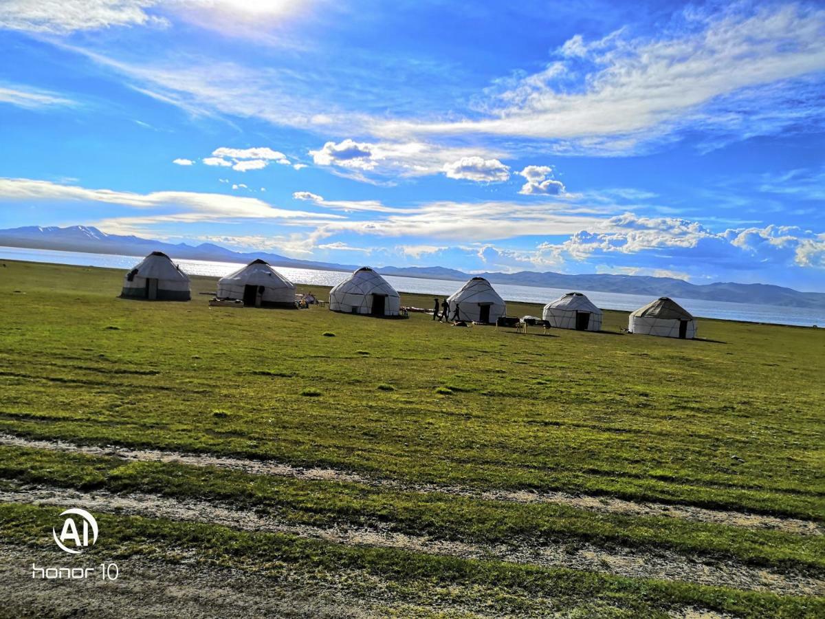Yurt Camp Ali-Nur At Lake Song-Kol Юрточный Лагерь Али-Нур Озеро Сон-Куль Сон-Куль Кыргызстан Нарын Kyrgyzstan Naryn Eksteriør bilde