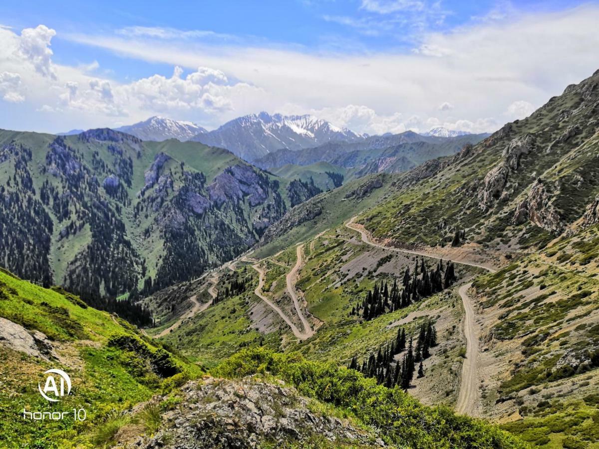 Yurt Camp Ali-Nur At Lake Song-Kol Юрточный Лагерь Али-Нур Озеро Сон-Куль Сон-Куль Кыргызстан Нарын Kyrgyzstan Naryn Eksteriør bilde